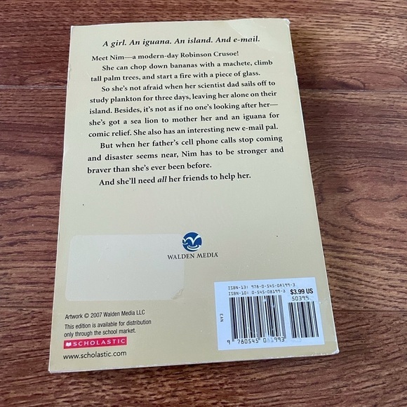 Nim’s Island by: Windy Orr paperback book - Picture 4 of 4